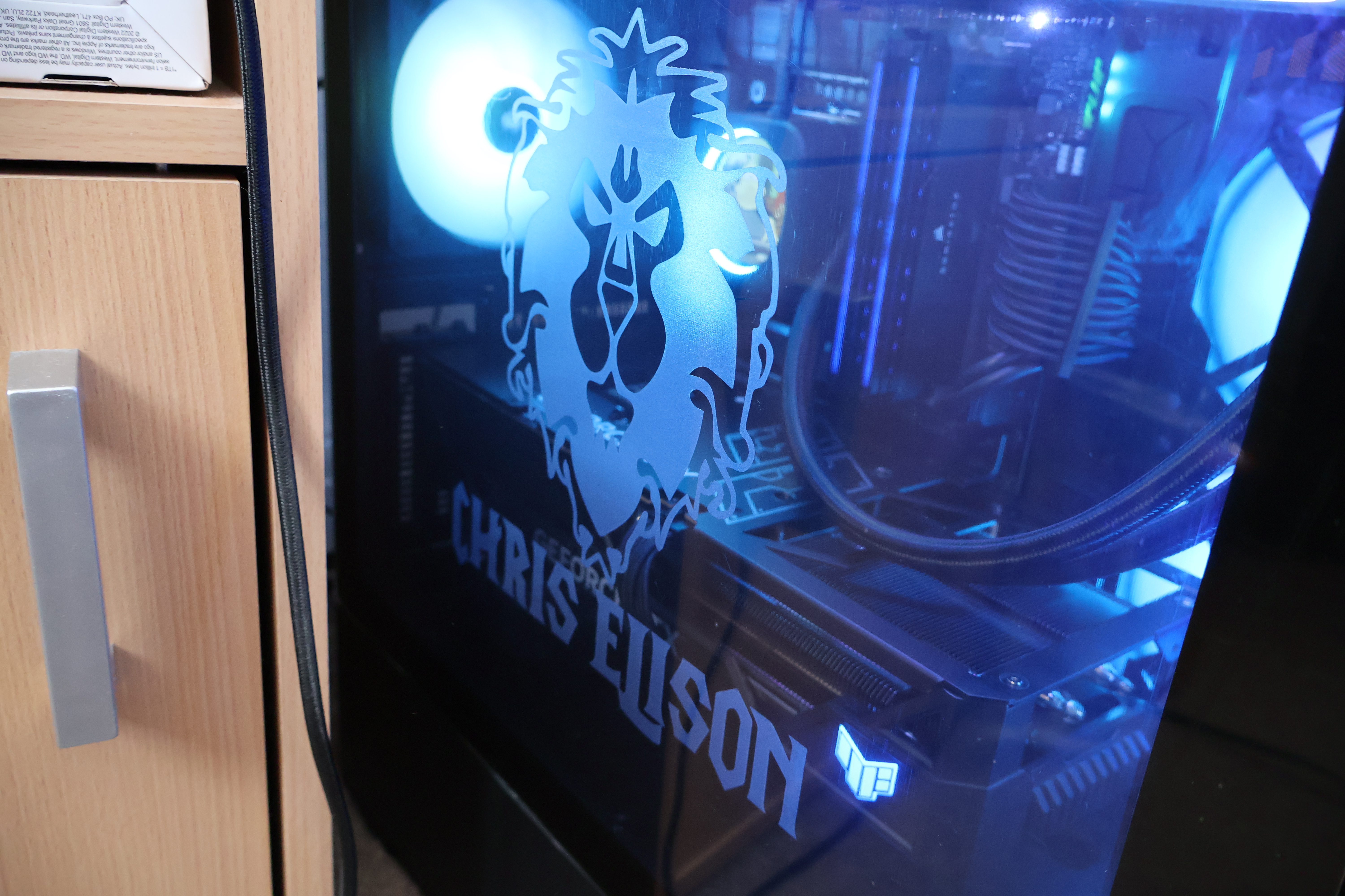 PC case glass engraving, Alliance lion logo