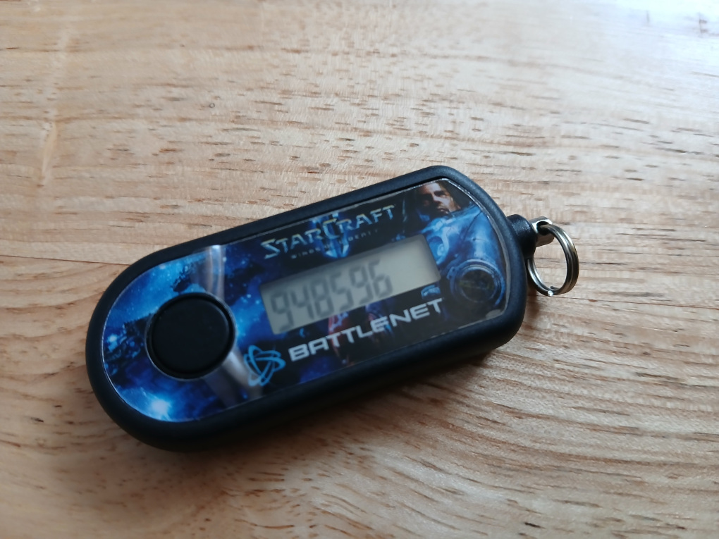 Battle.net physical authenticator Battle.net physical authenticator